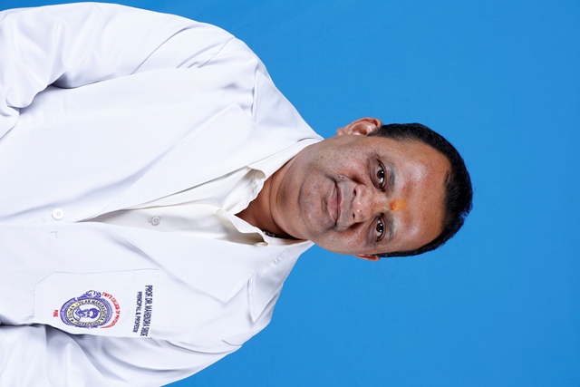 Dr Mahendra Shende (PT)
